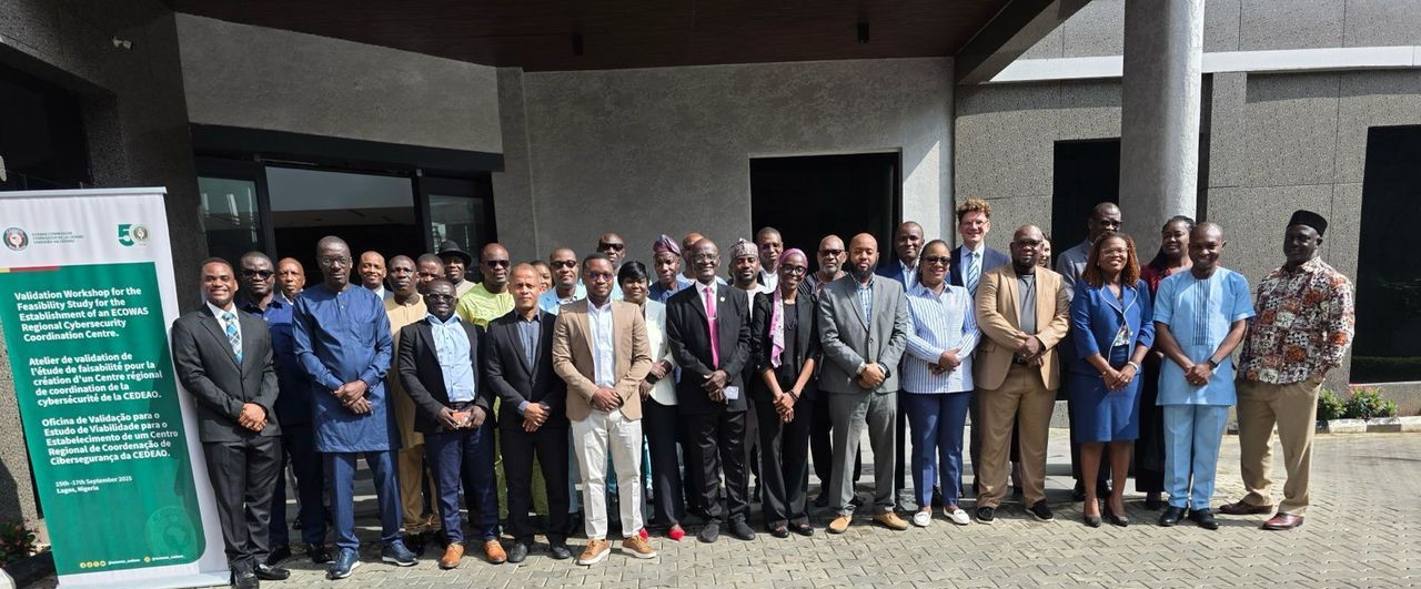 Lire la suite à propos de l’article Participation du bjCSIRT à l’atelier de validation de l’étude de faisabilité du Centre Régional de Coordination en Cybersécurité (RCCC) de la CEDEAO